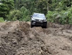 Kondisi infrastruktur Teluk Patipi Soroti Jalan Rusak: Seruan Tegas untuk Pemerintah Kabupaten Fakfak